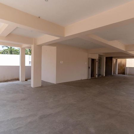 Aishwaryam Service Apartment Chennai Bagian luar foto