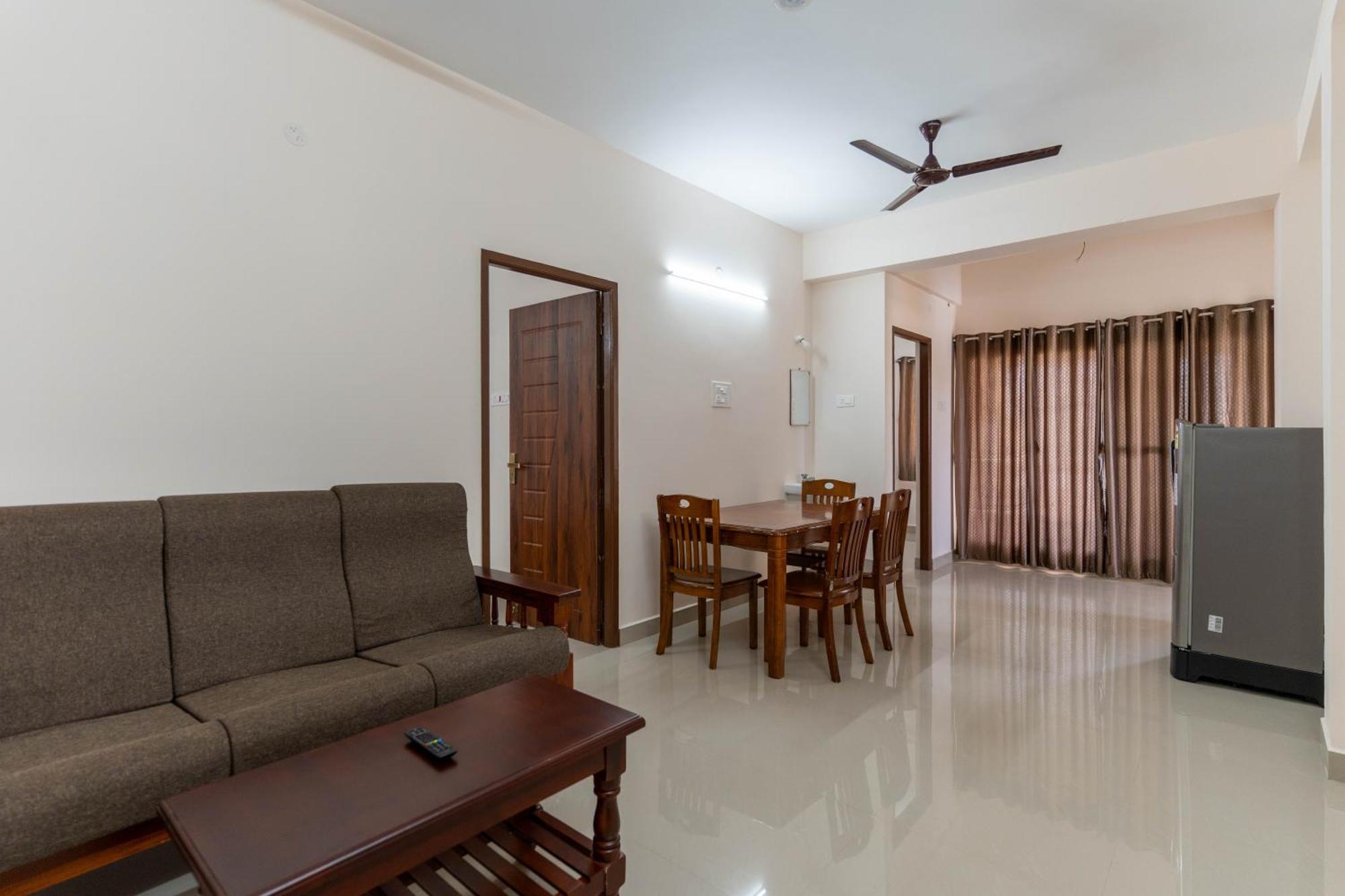 Aishwaryam Service Apartment Chennai Bagian luar foto